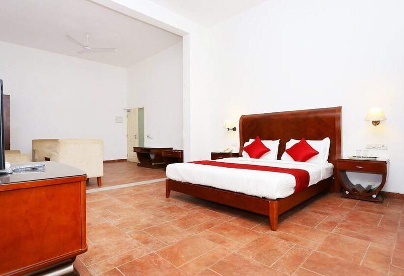 호텔 Capital O 29855 Island Inn