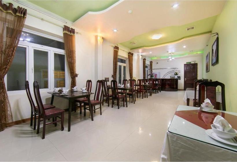 هتل The Oversleep Catba Hostel