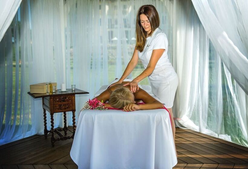 בית מלון כפרי Chateau Liblice