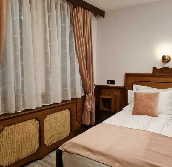 호텔 Chuchura Family