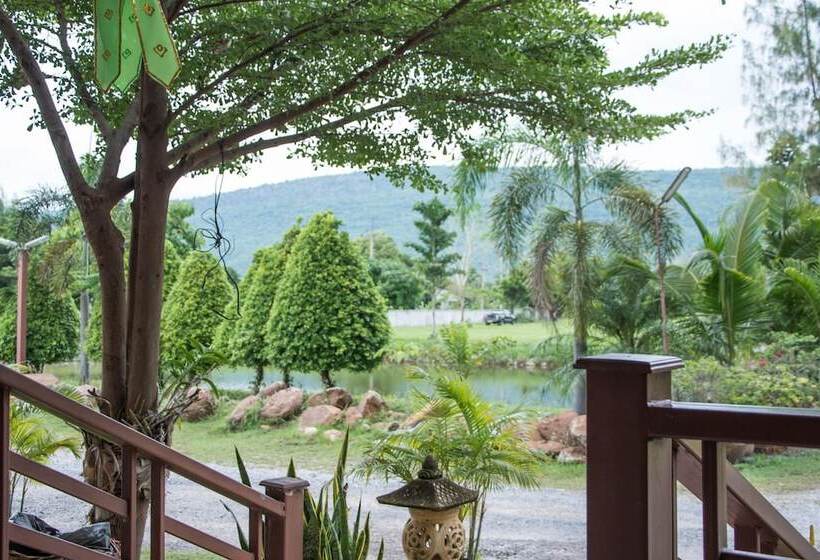 ホテル Chum Phae Lagoon Resort