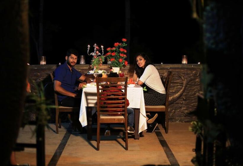 酒店 Coorg Jungle Camp Backwater Resort