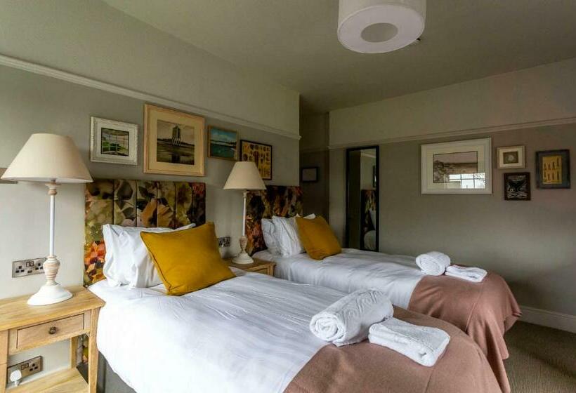 ホテル Dunstan House