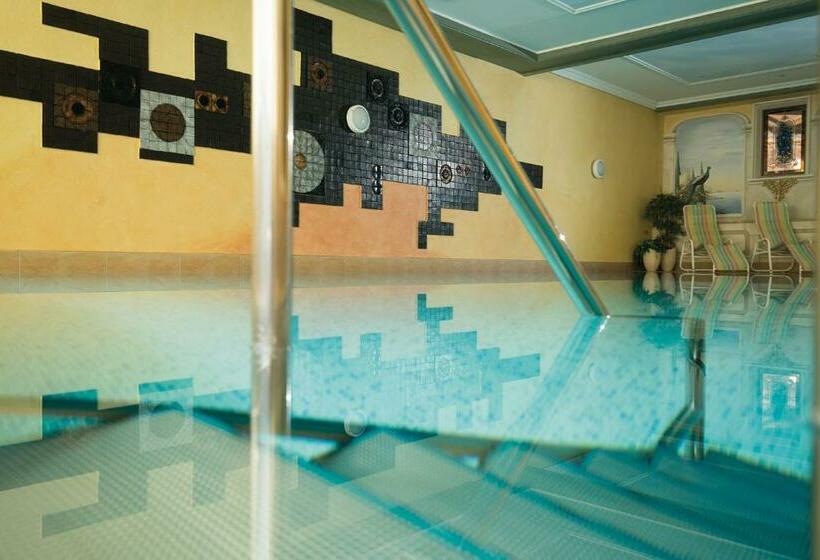 ホテル Gasthof Schöpf