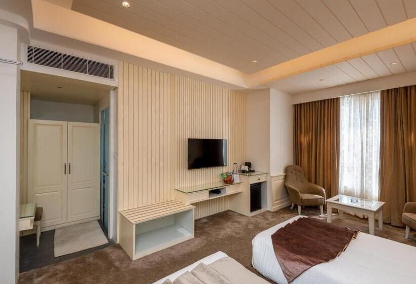 ホテル Grand Boulevard