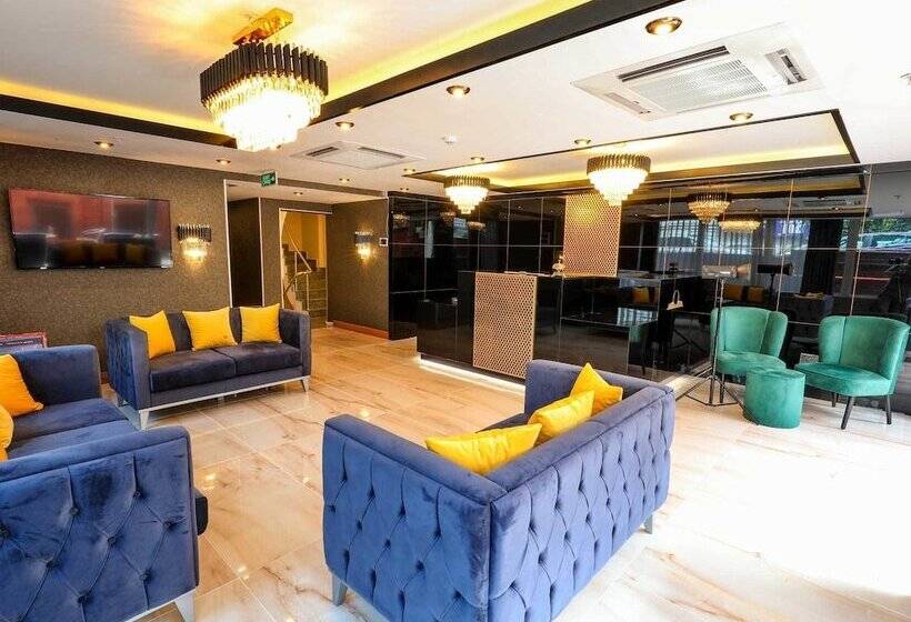 فندق Grand Elmira Suites