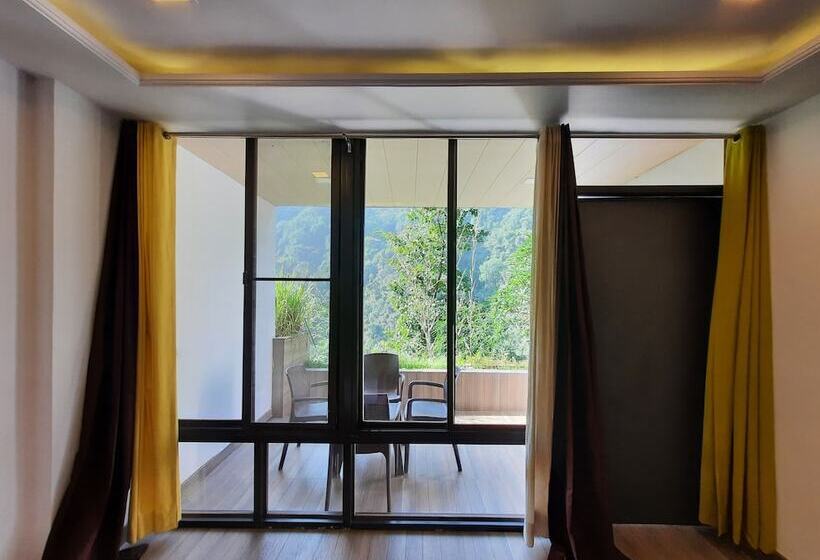 فندق Haut Monde Hill Stream Resort And Spa