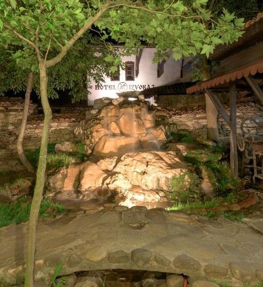 酒店 Izvora 2