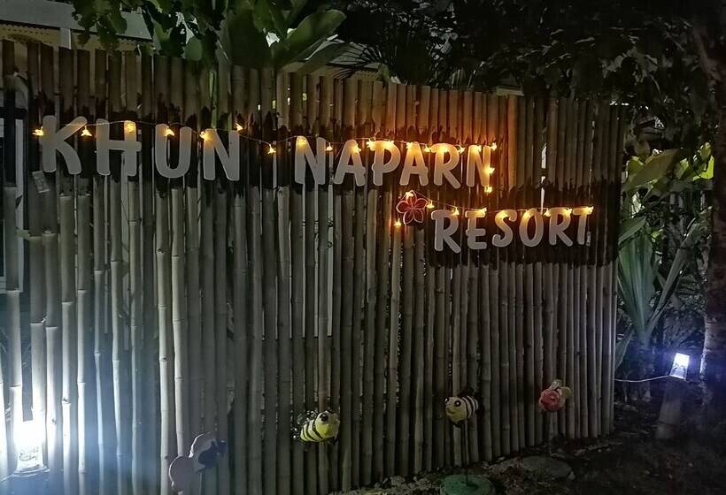 בית מלון כפרי Khun Naparn Resort