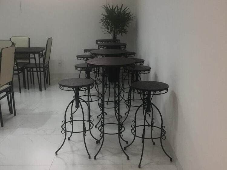 酒店 Marini Palace