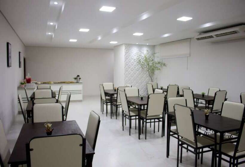 酒店 Marini Palace