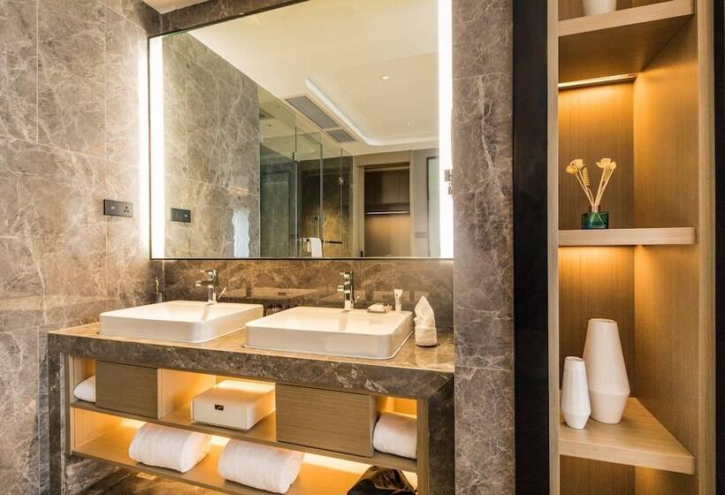 Отель Mercure Xian Hi Tech Zone