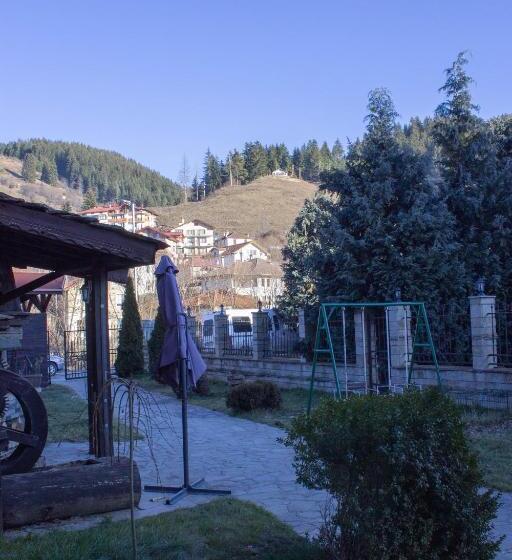 فندق Meteor Family