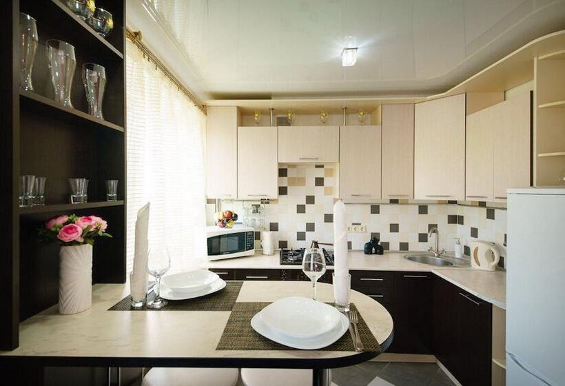 Отель Paulmarie Apartments In Bobruisk