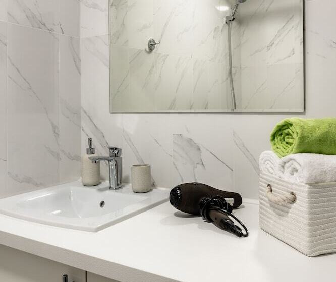 Отель Paulmarie Apartments In Bobruisk