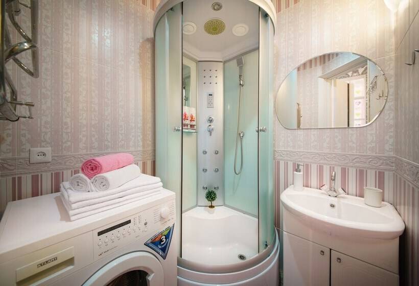 Отель Paulmarie Apartments In Bobruisk