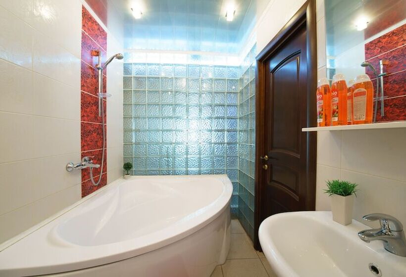 Отель Paulmarie Apartments In Bobruisk