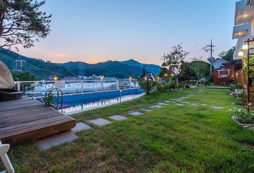 ホテル Pique Nique Pension