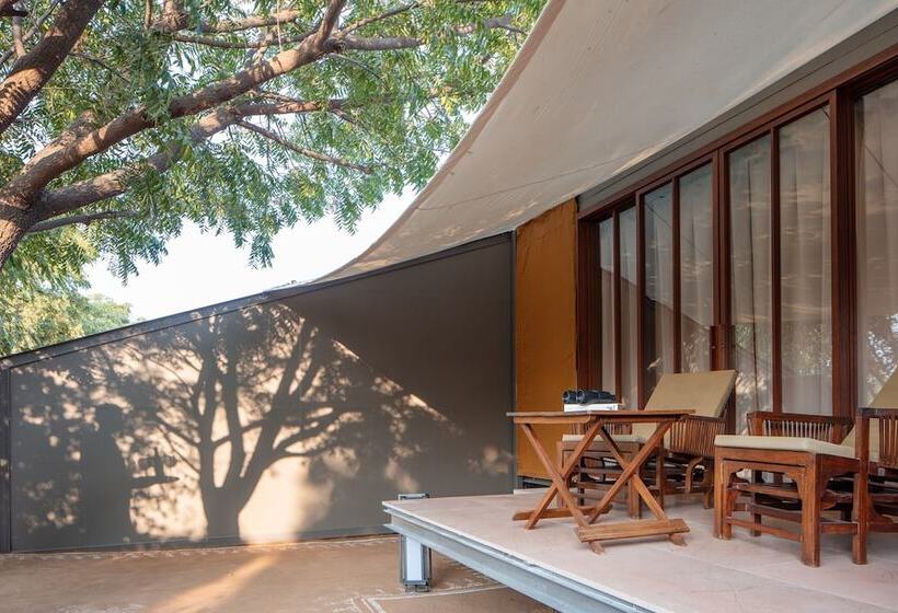 Hotel Raas Chhatrasagar, Nimaj, District Pali