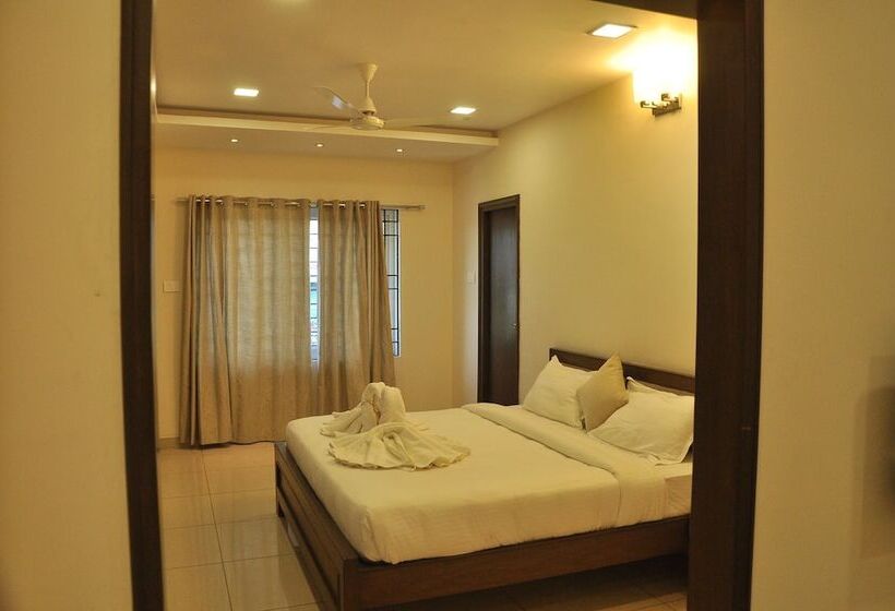 酒店 Raja Rani Residency