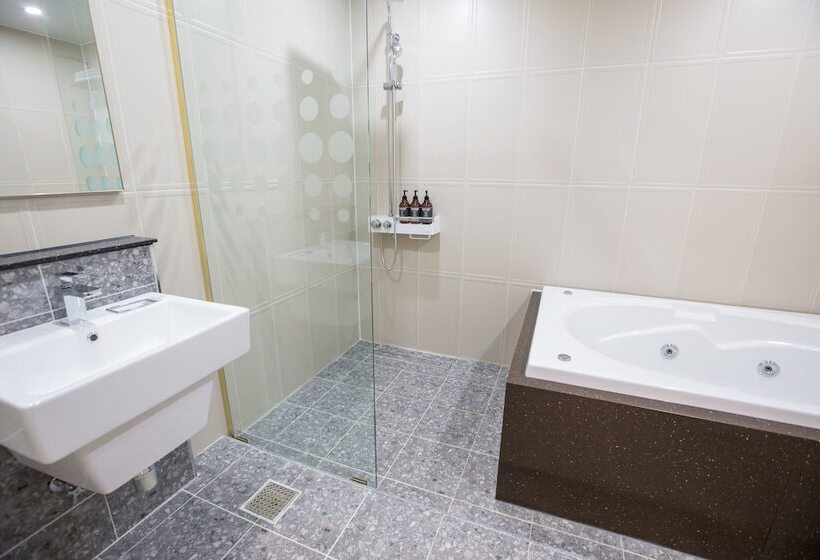 ホテル Raum Suncheon