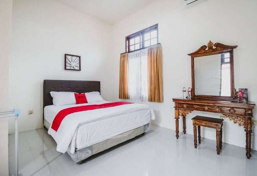 酒店 Reddoorz Syariah Near Gelora Delta Sidoarjo