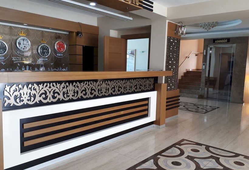 ホテル Rich Royal