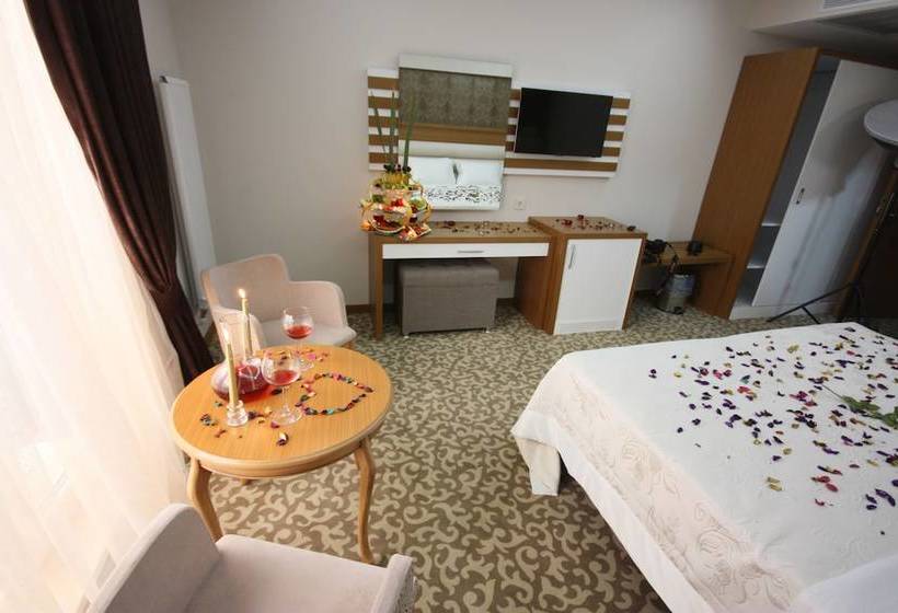 בית מלון כפרי Rich Royal