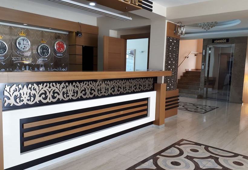 ホテル Rich Royal