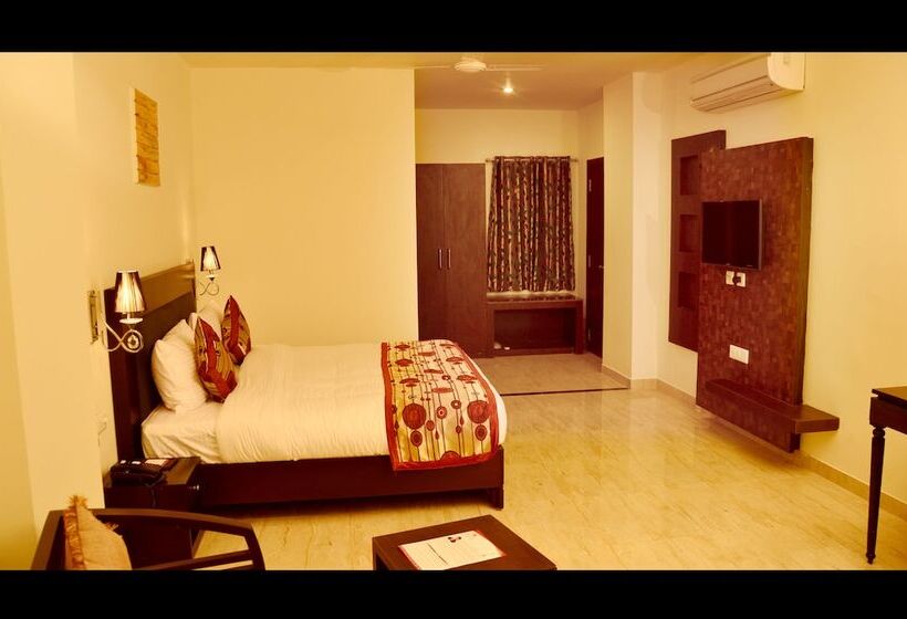 בית מלון כפרי Royal Windsor