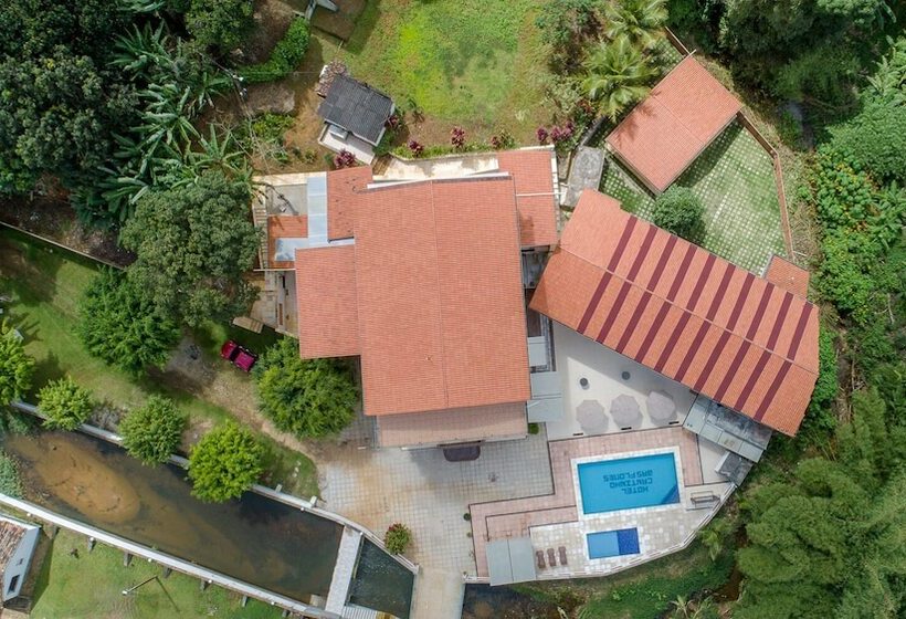 בית מלון כפרי Cantinho Das Flores