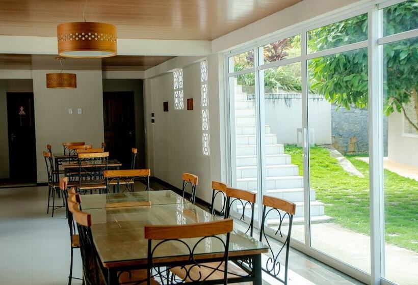 בית מלון כפרי Cantinho Das Flores