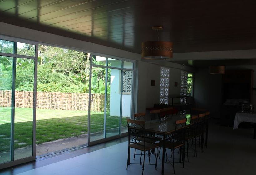 בית מלון כפרי Cantinho Das Flores