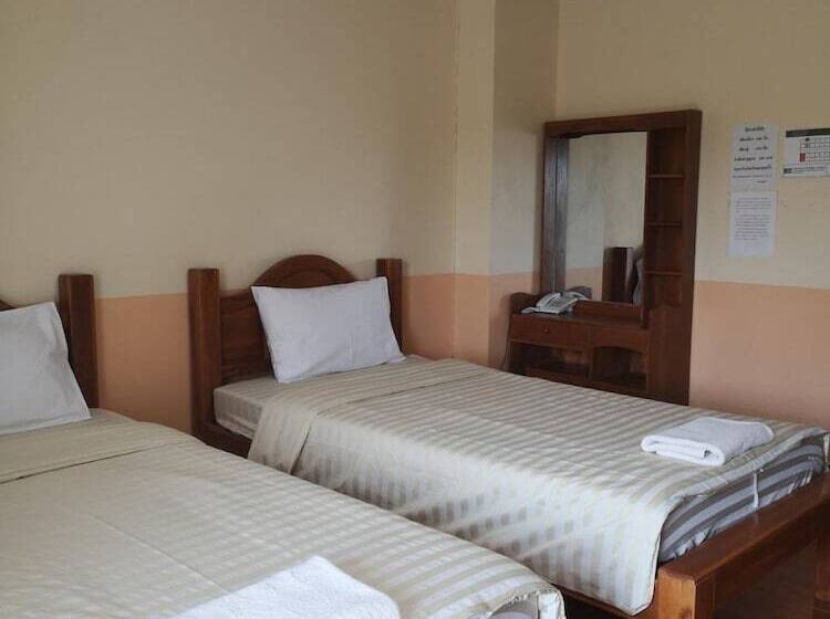 Отель Sab Suwarn Mansion