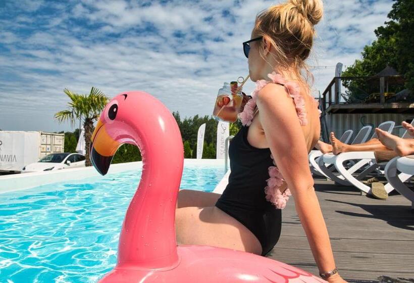 בית מלון כפרי Scandinavia Resort