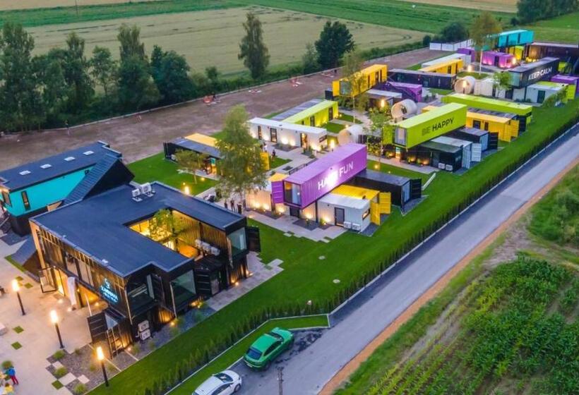 בית מלון כפרי Scandinavia Resort