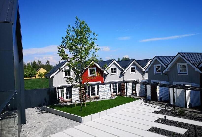 בית מלון כפרי Scandinavia Resort