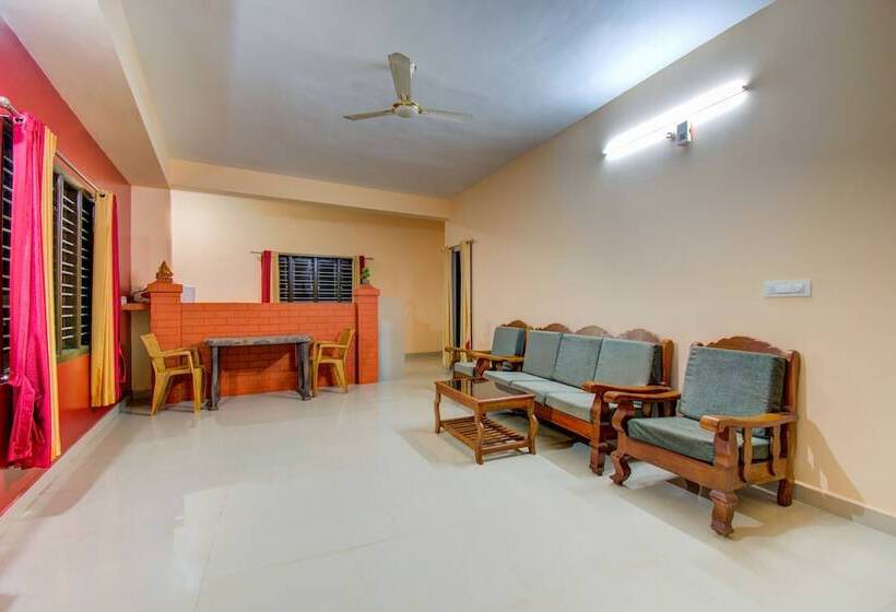 فندق Spot On 37084 Bharmour View