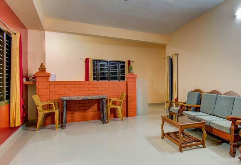 فندق Spot On 37084 Bharmour View