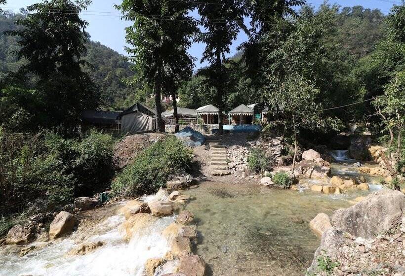 בית מלון כפרי Tapovan Heights Camp & Resort By Oyo Rooms