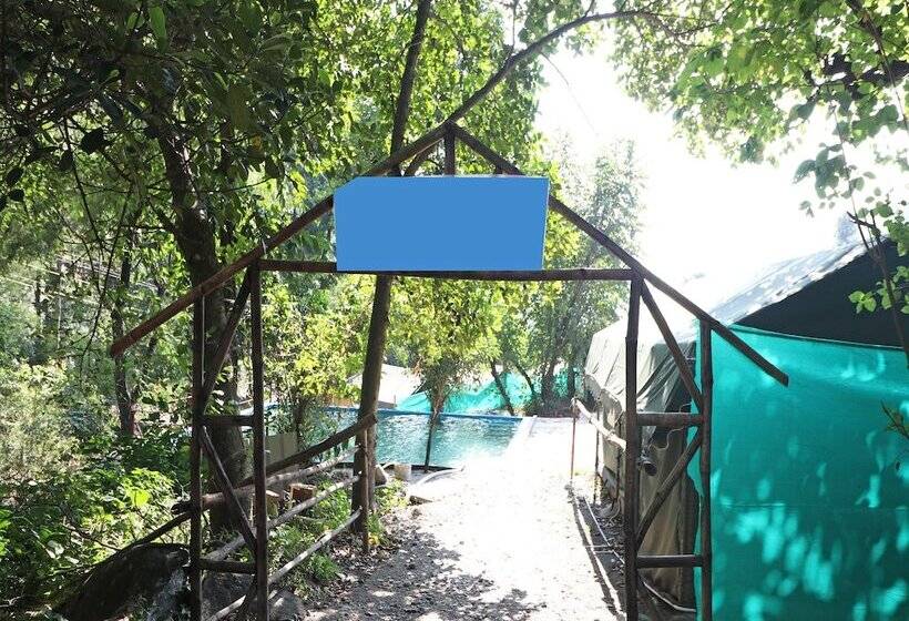 בית מלון כפרי Tapovan Heights Camp & Resort By Oyo Rooms