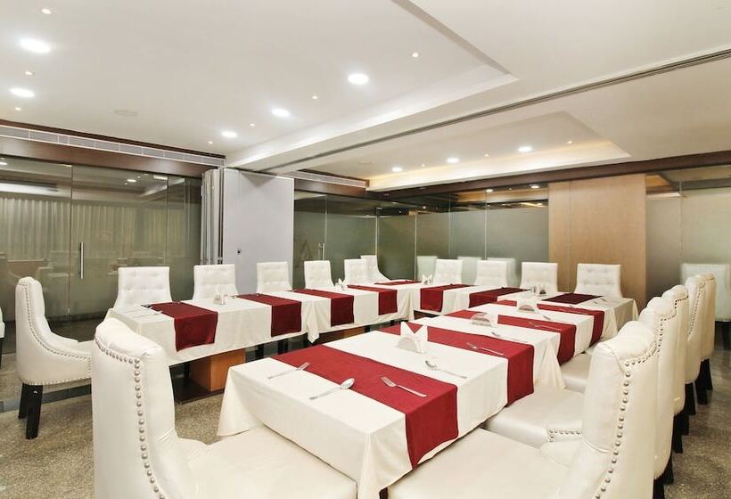 ホテル Treebo Trend Abinand Grand Bhel