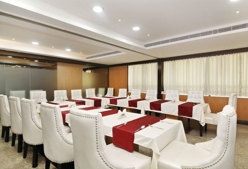 ホテル Treebo Trend Abinand Grand Bhel