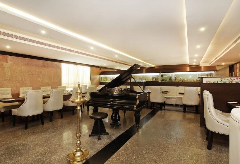 ホテル Treebo Trend Abinand Grand Bhel