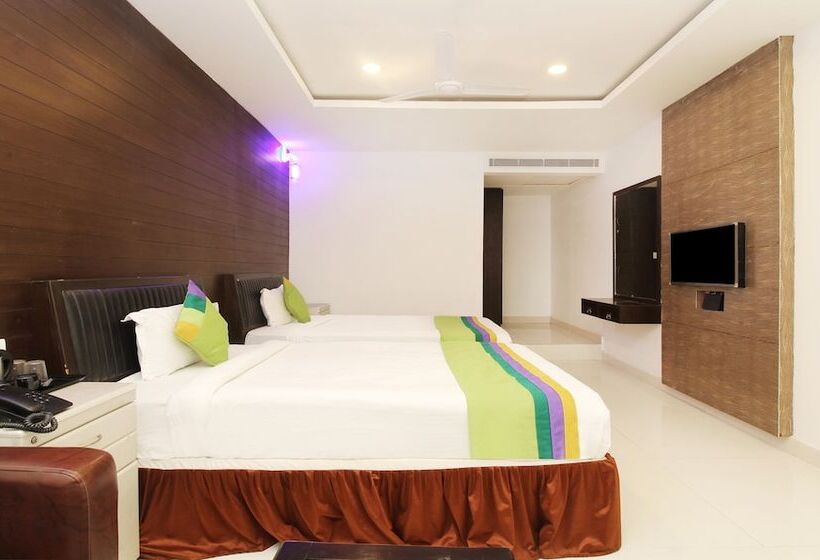 酒店 Treebo Trend Abinand Grand Bhel