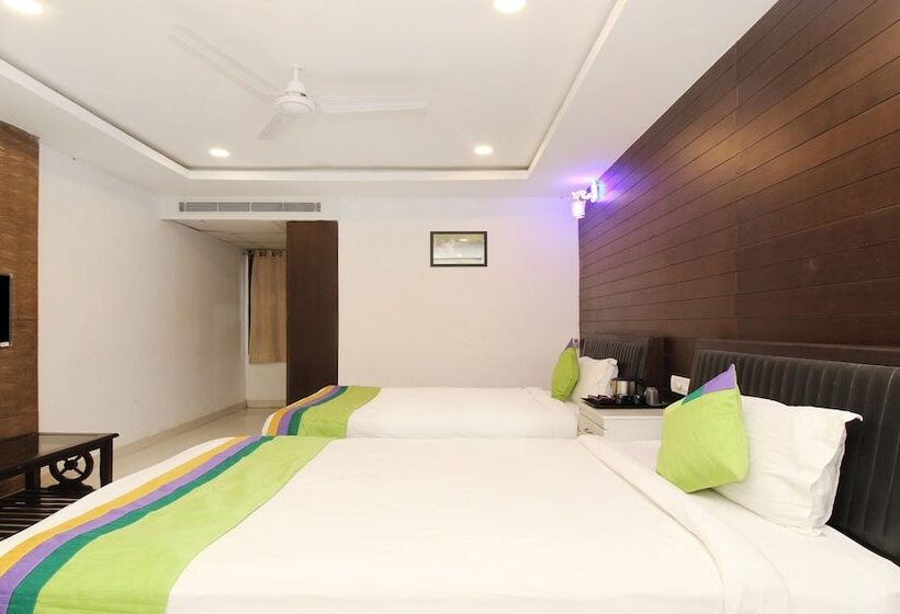 ホテル Treebo Trend Abinand Grand Bhel