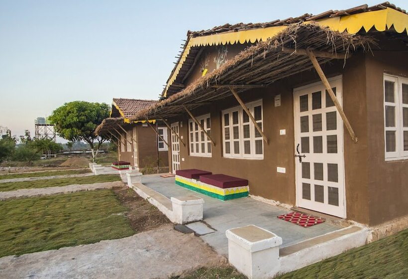 ホテル Wow Stayz2 Pachmarhi Foothill Cottages