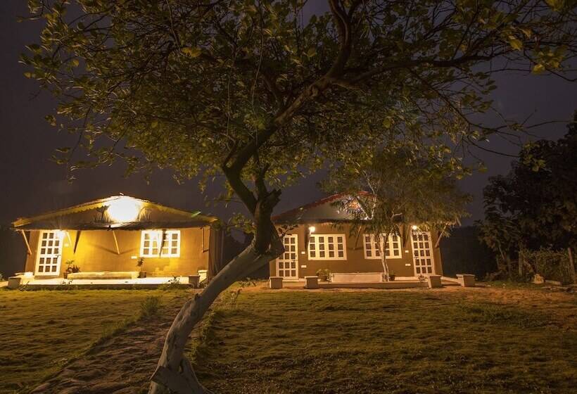ホテル Wow Stayz2 Pachmarhi Foothill Cottages