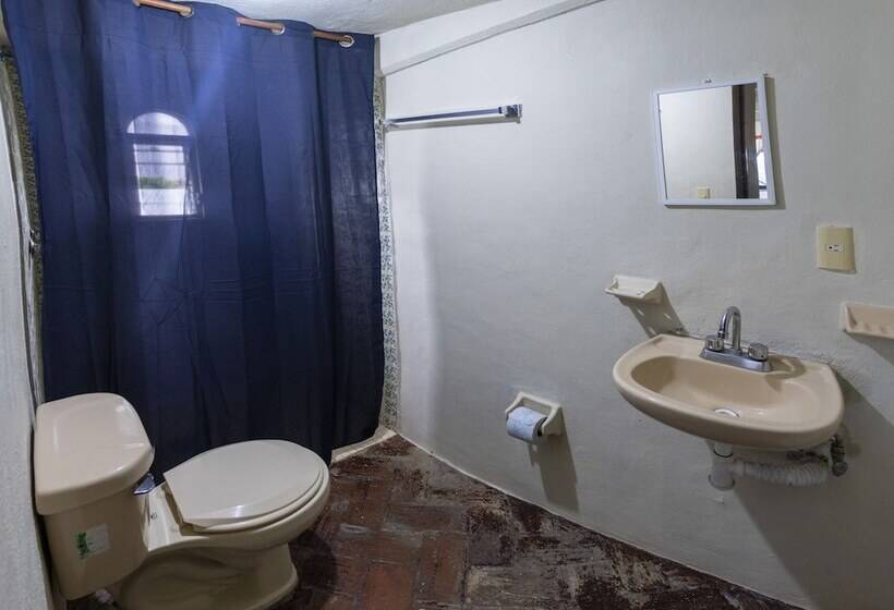 هتل Bungalows Acuario