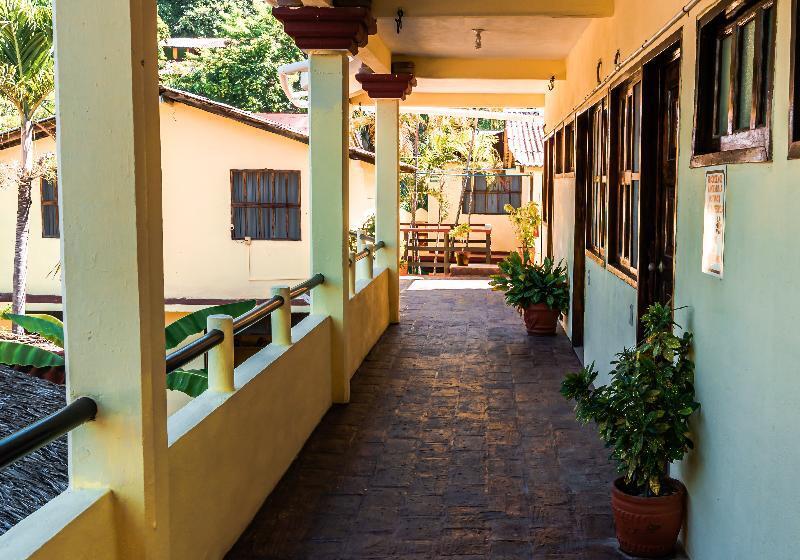 בית מלון כפרי Bungalows Acuario